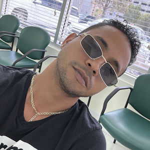 Meet your Posher, Joel